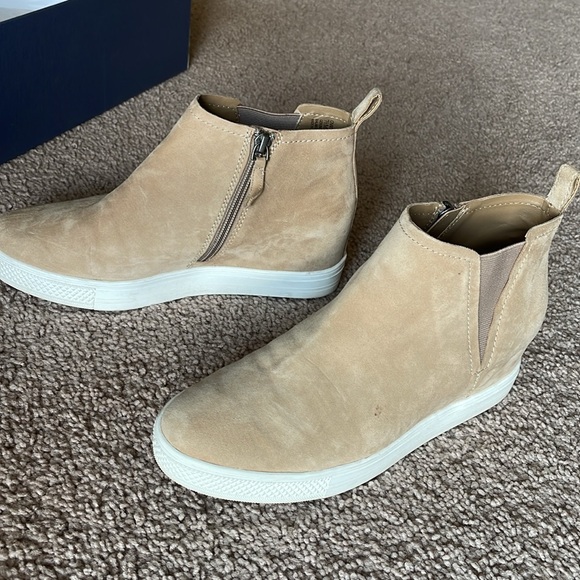 Caslon Wedge Bootie - Picture 3 of 6